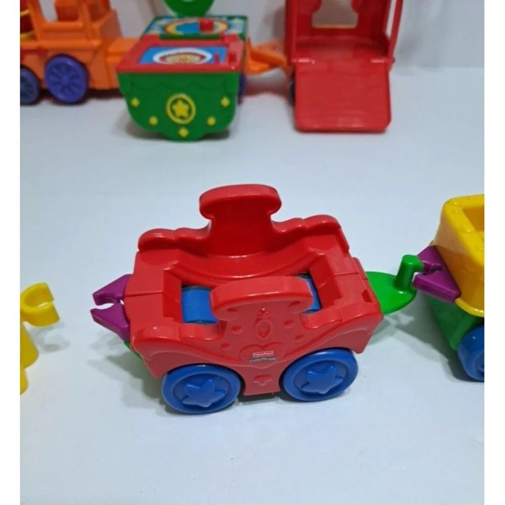 Fisher Price Little People Circus Train Musical Motorized Carnival Tent Set Lot